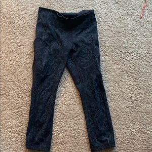 Black & Blue Cropped Lululemon Leggings